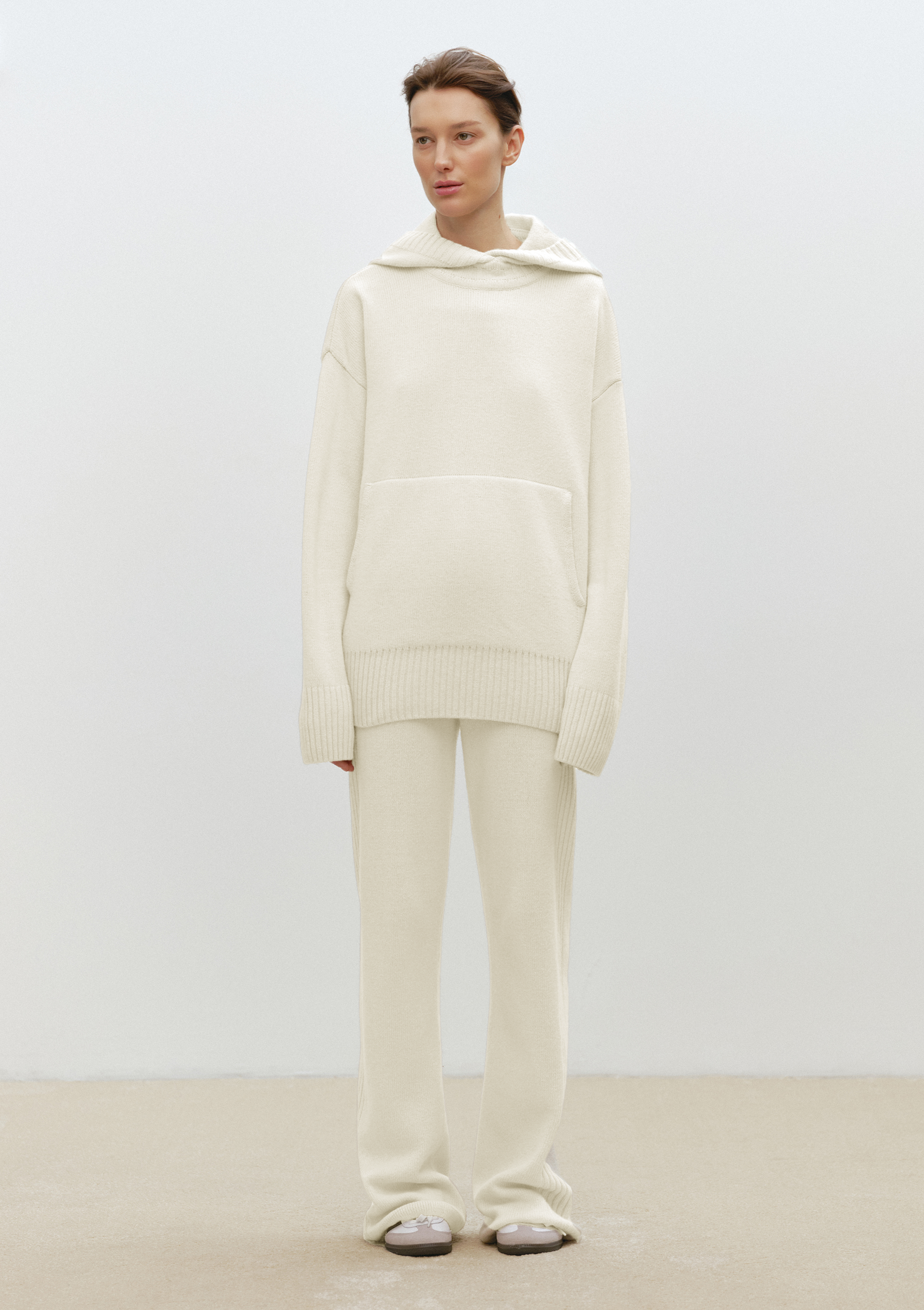 Neat Hoodie in Ivory