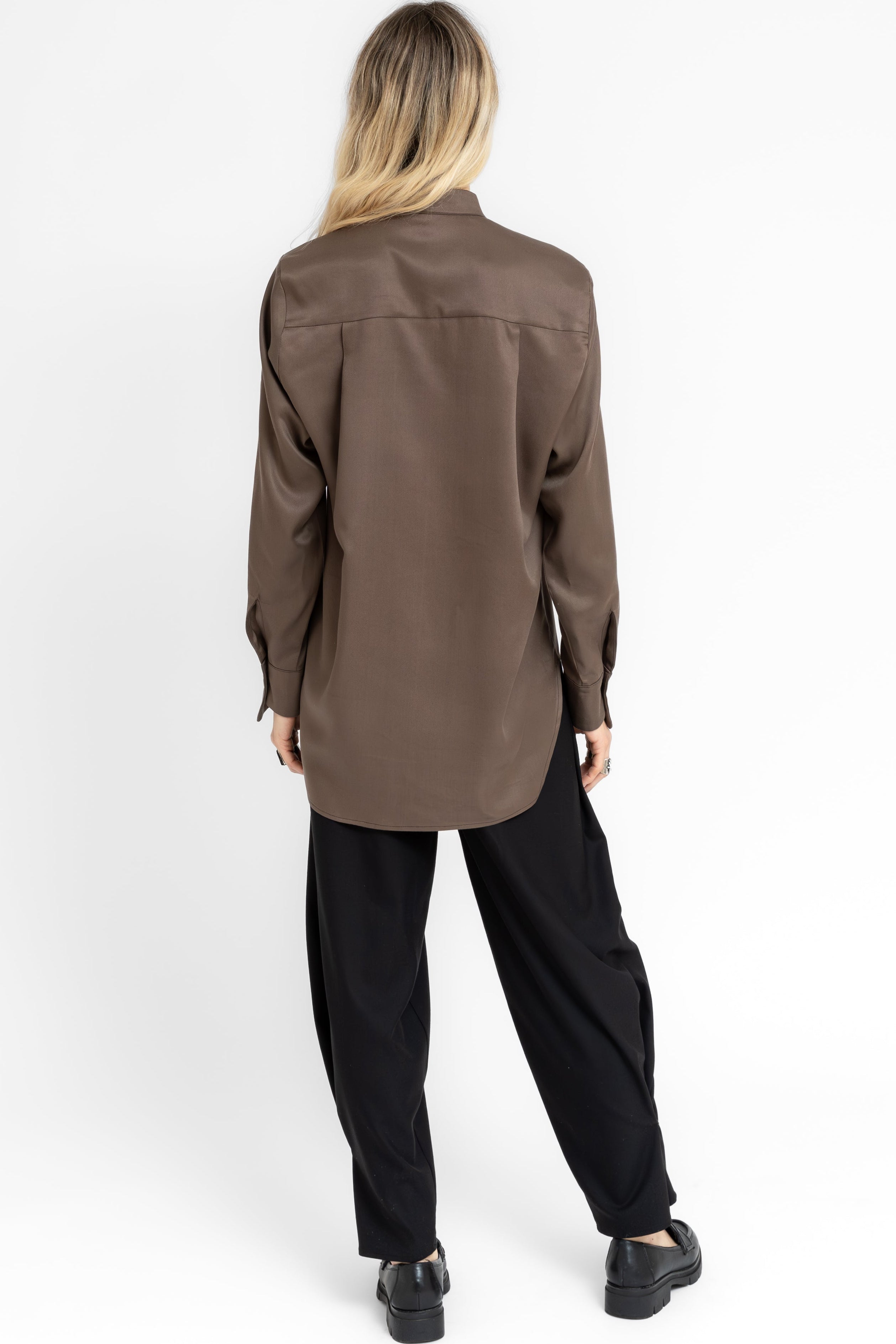 Grounded Barrel Style Trousers