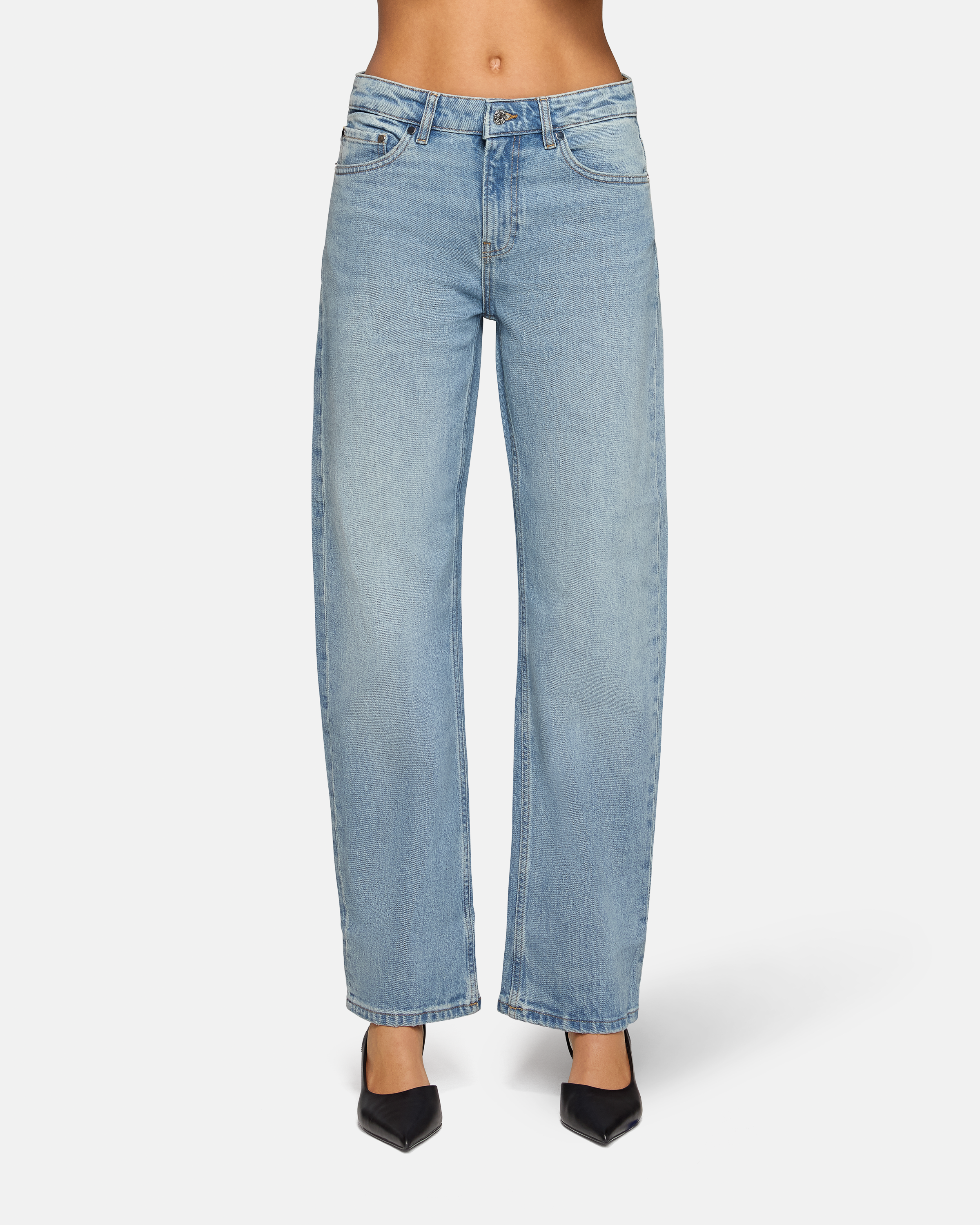 Alida Loose Bowed Cleo