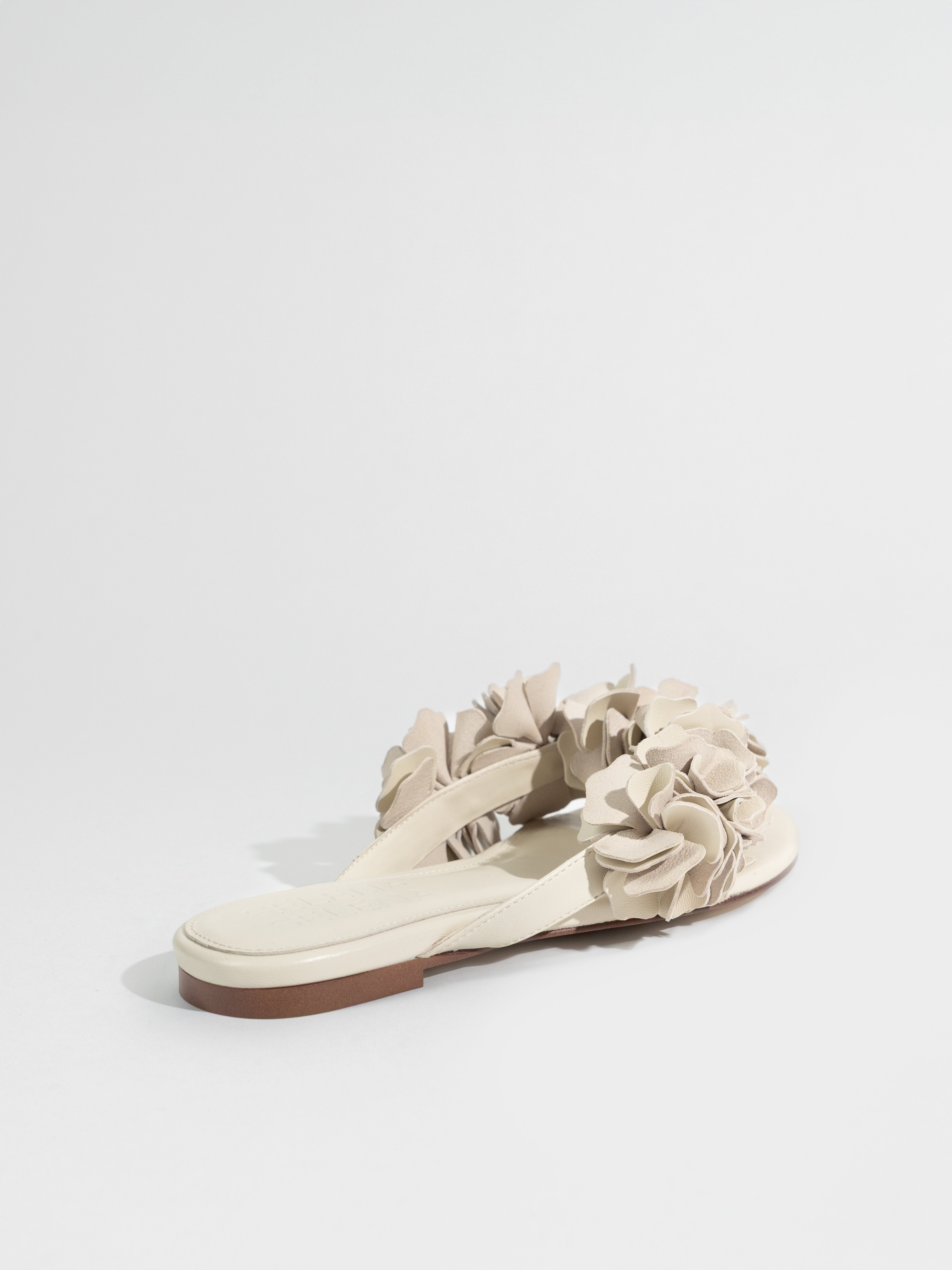 The Florist Flat Sandal in Bone