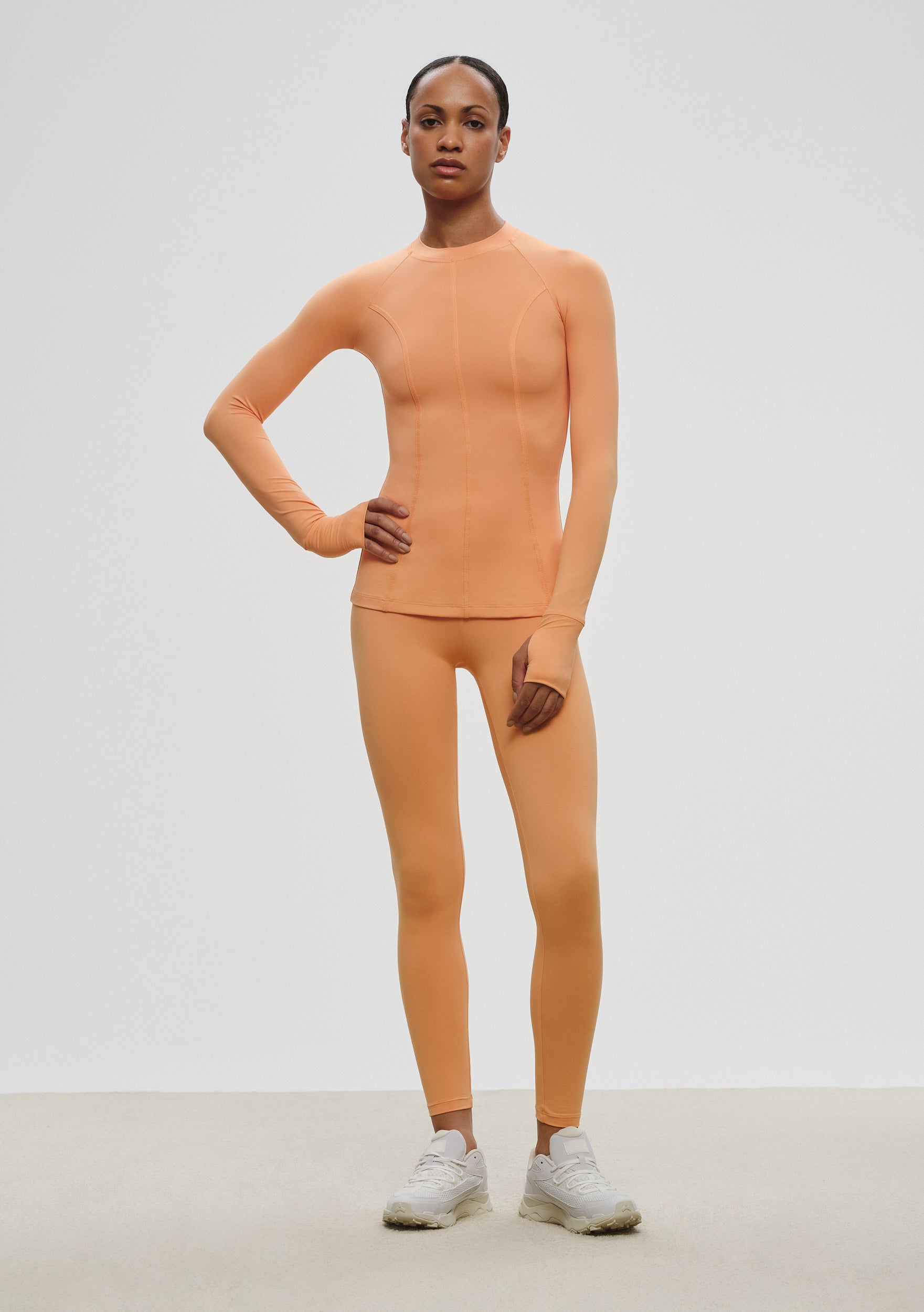 Contour Longsleeve in Orange