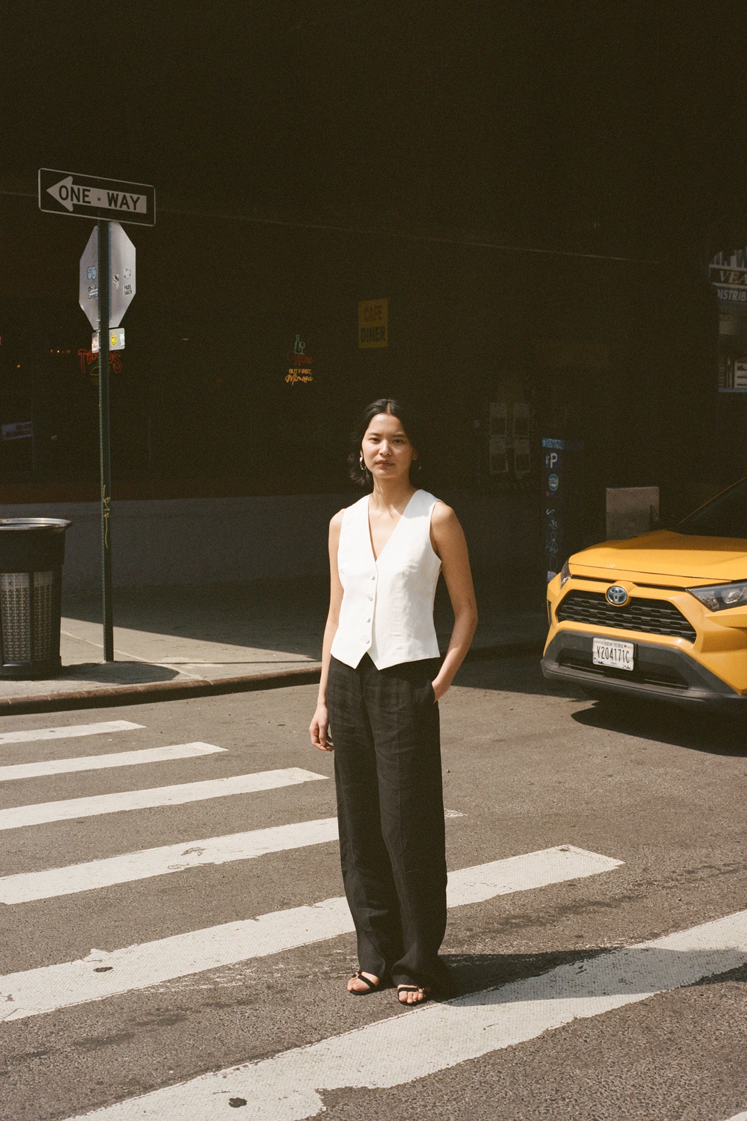 Bianca Linen Canvas Straight-Leg Pants