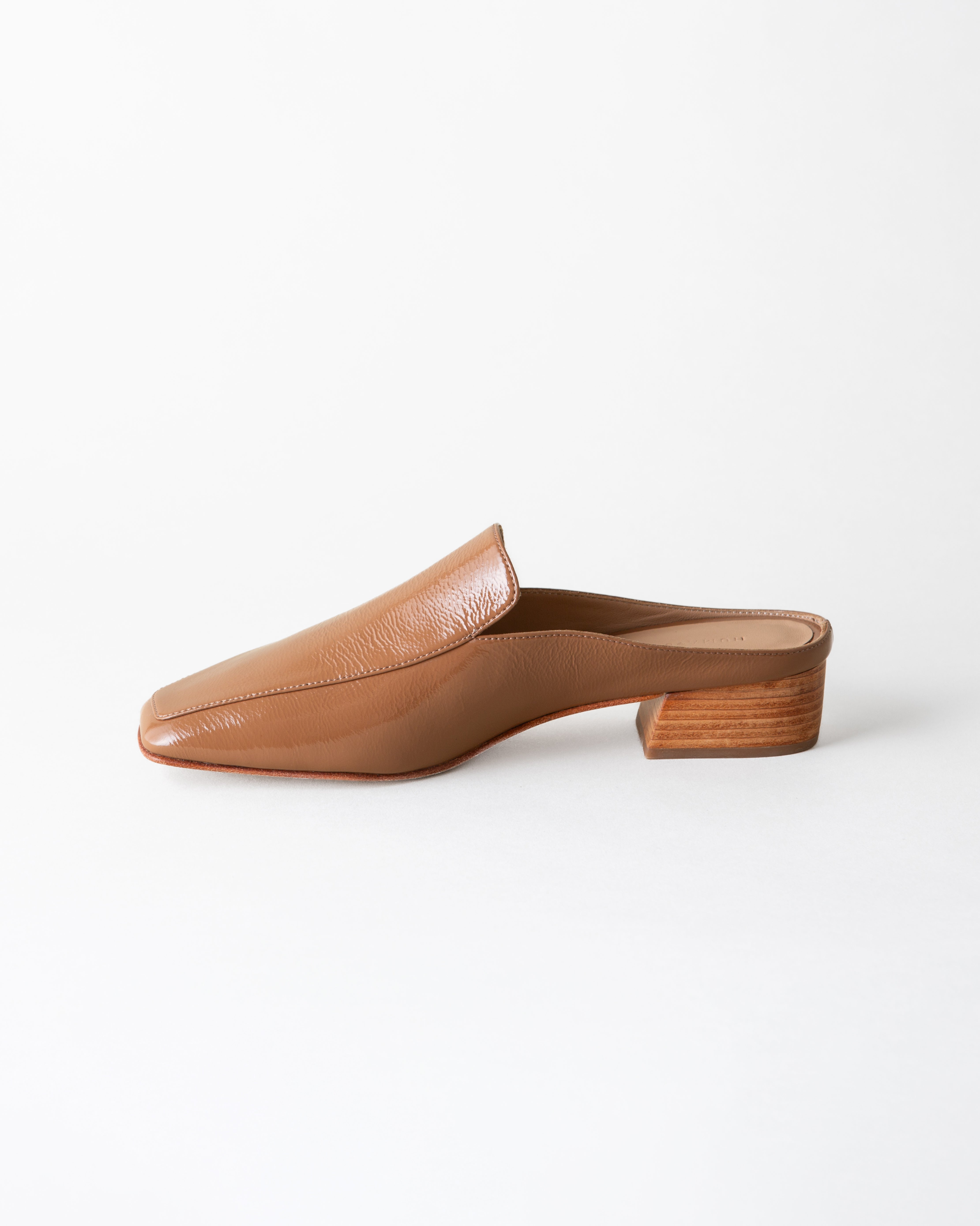 Felix Loafer Mule - Latte Crinkle Patent
