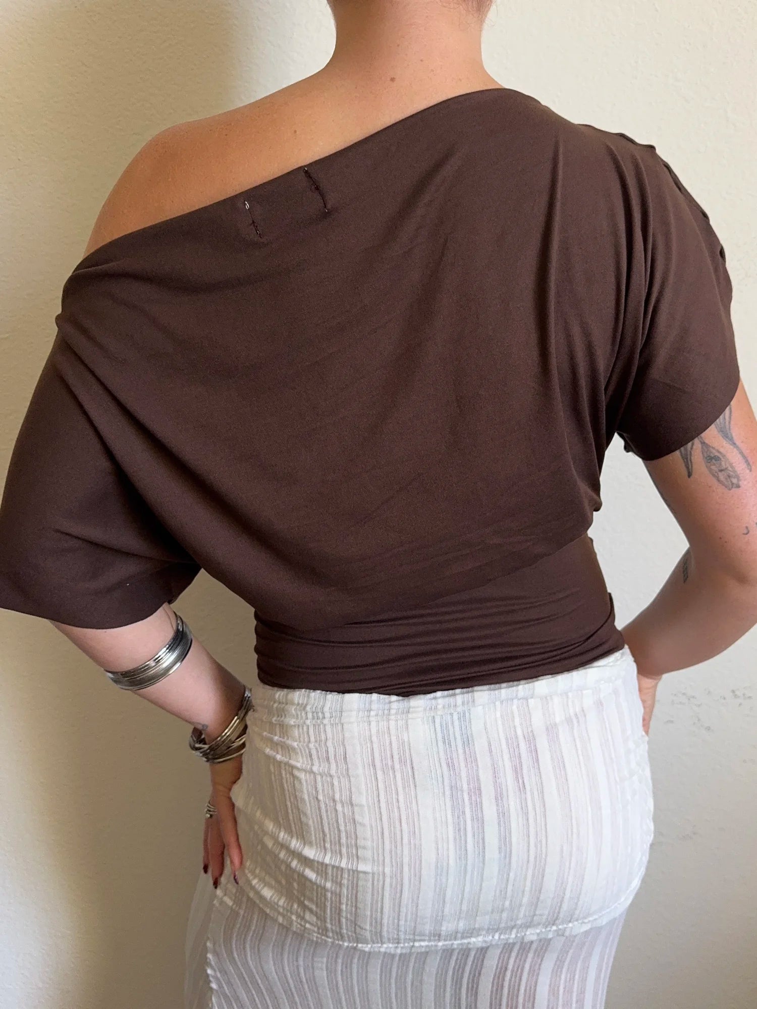 The Slouchy Tee - Chocolate