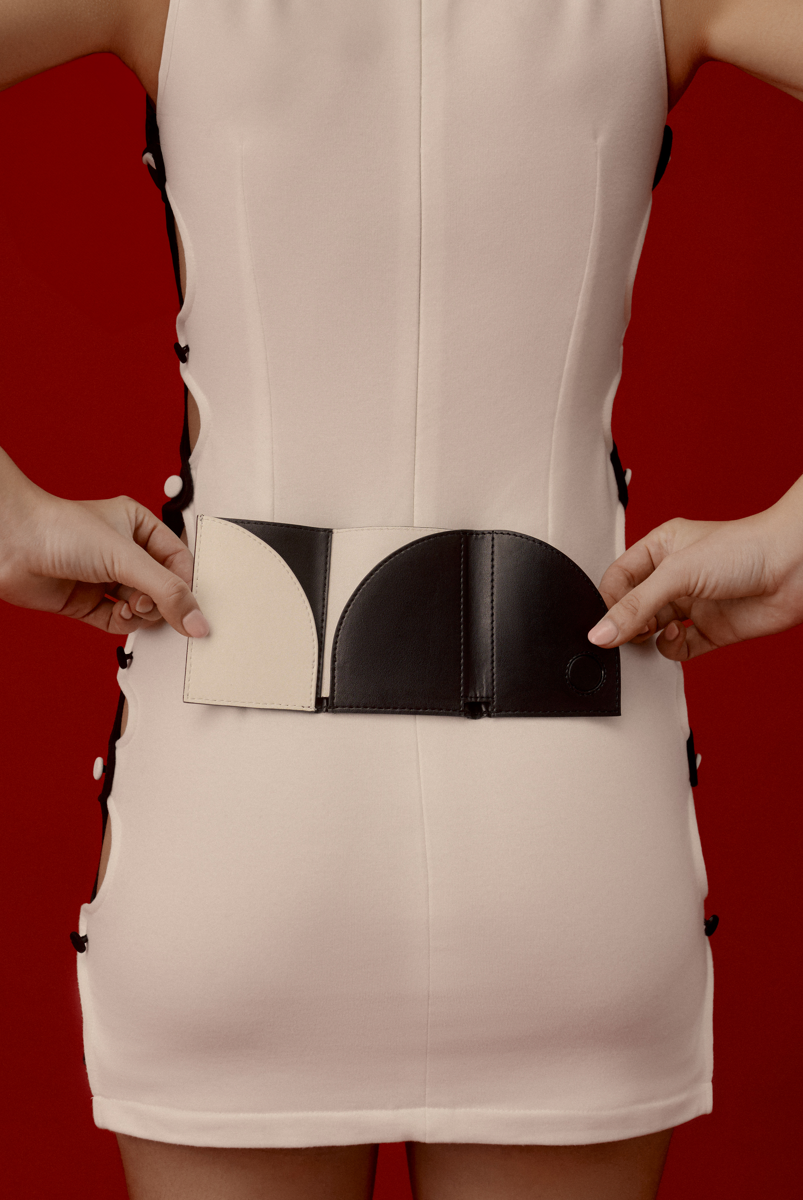 Ines Bi-Fold Wallet - Black & White