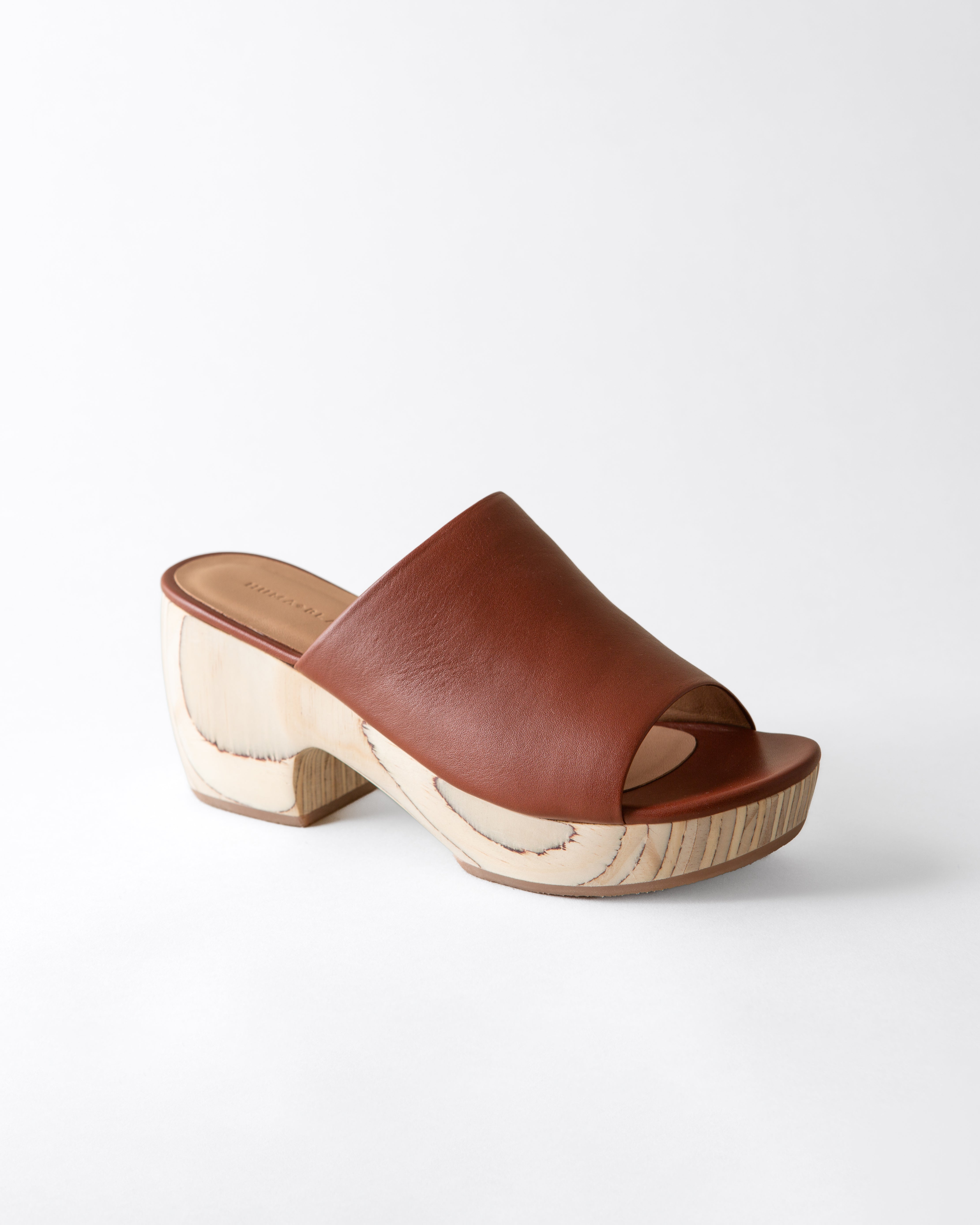 Katlyn Clog Sandal - Cinnamon Nappa