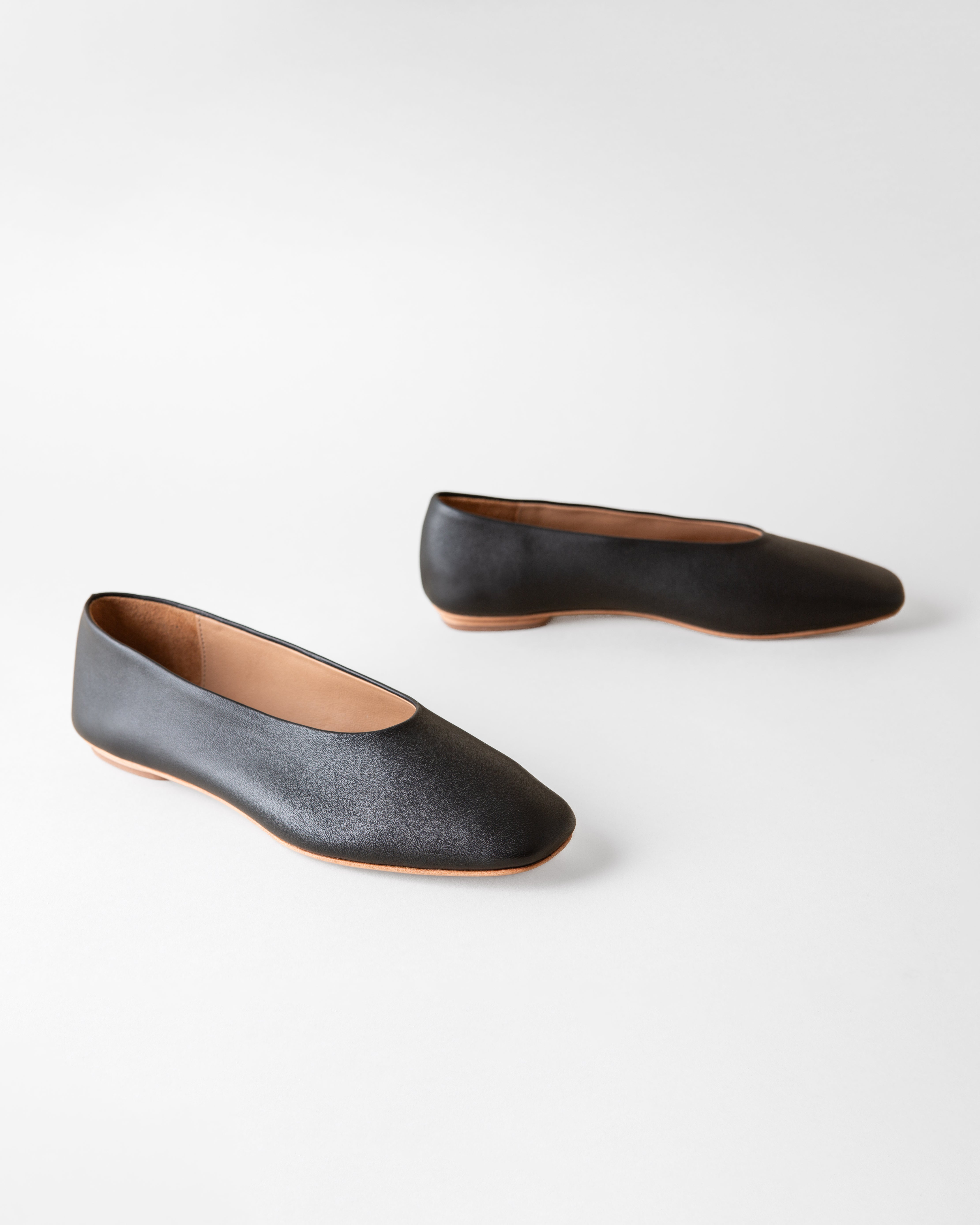 Margaux Ballet Flat - Coal Nappa