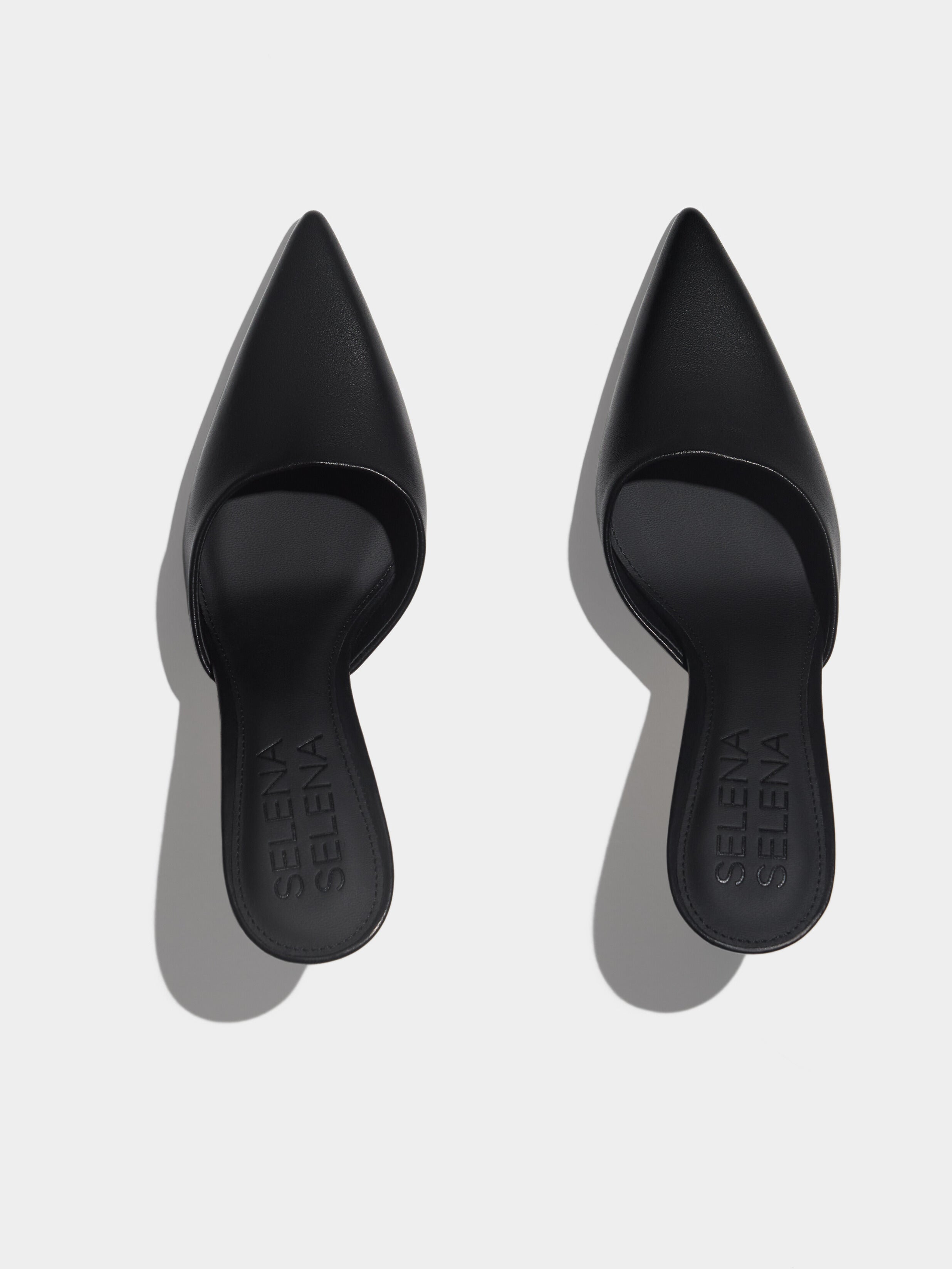 The Vixen Bow Mule in Black