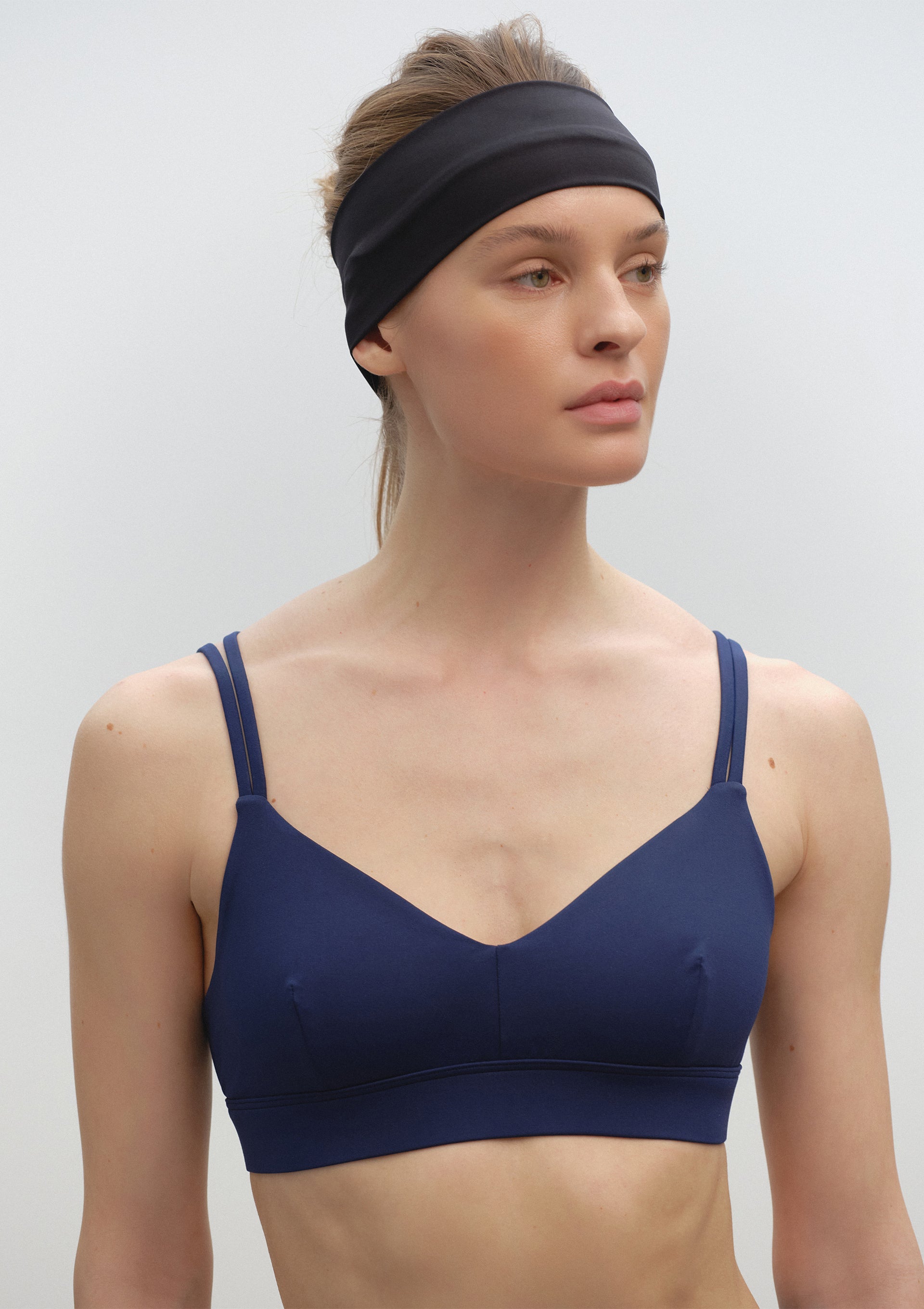 Ava Headband in Black