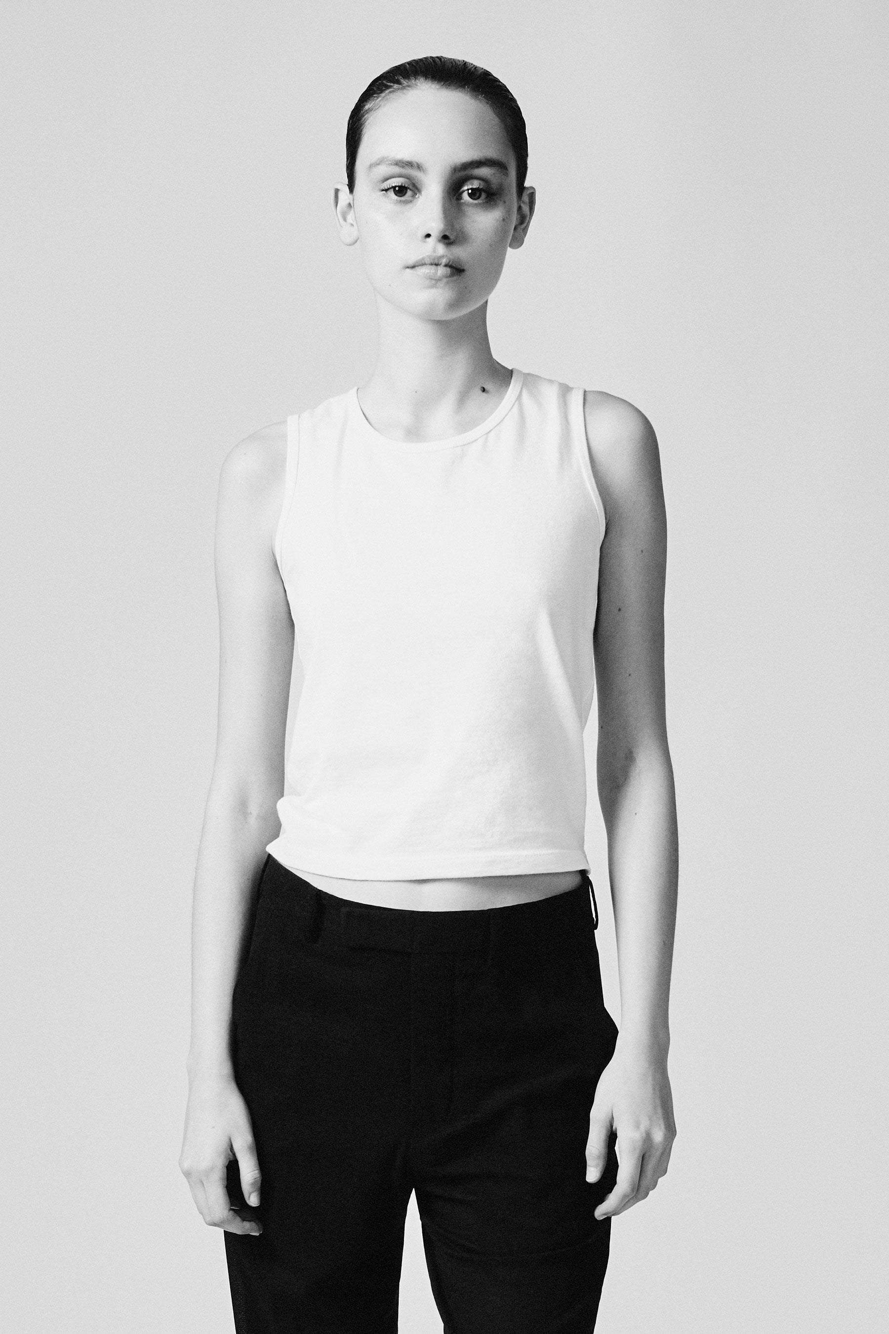 TA103 The 03 Tank White