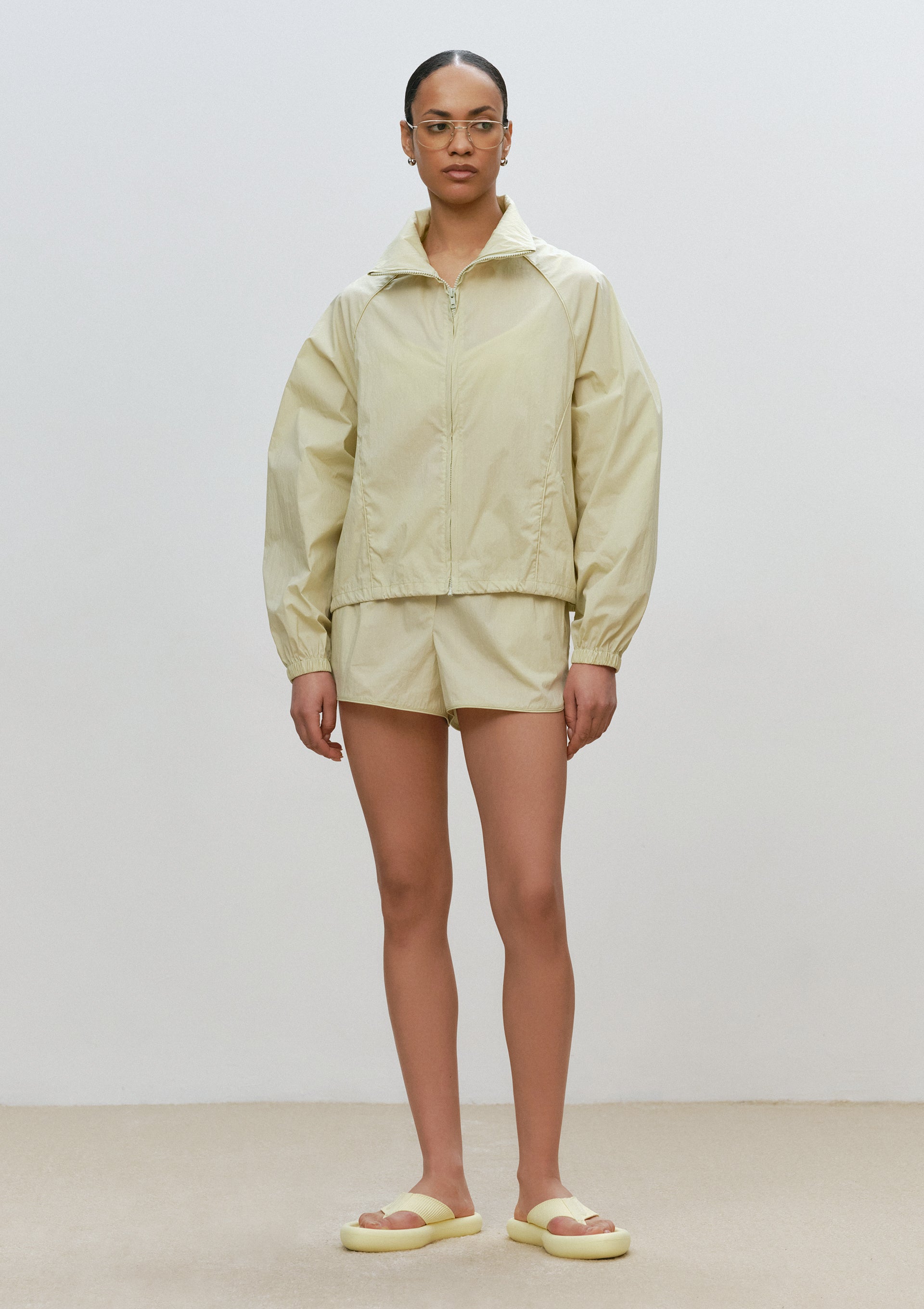 Zipped Anorak With Front Pockets in Green