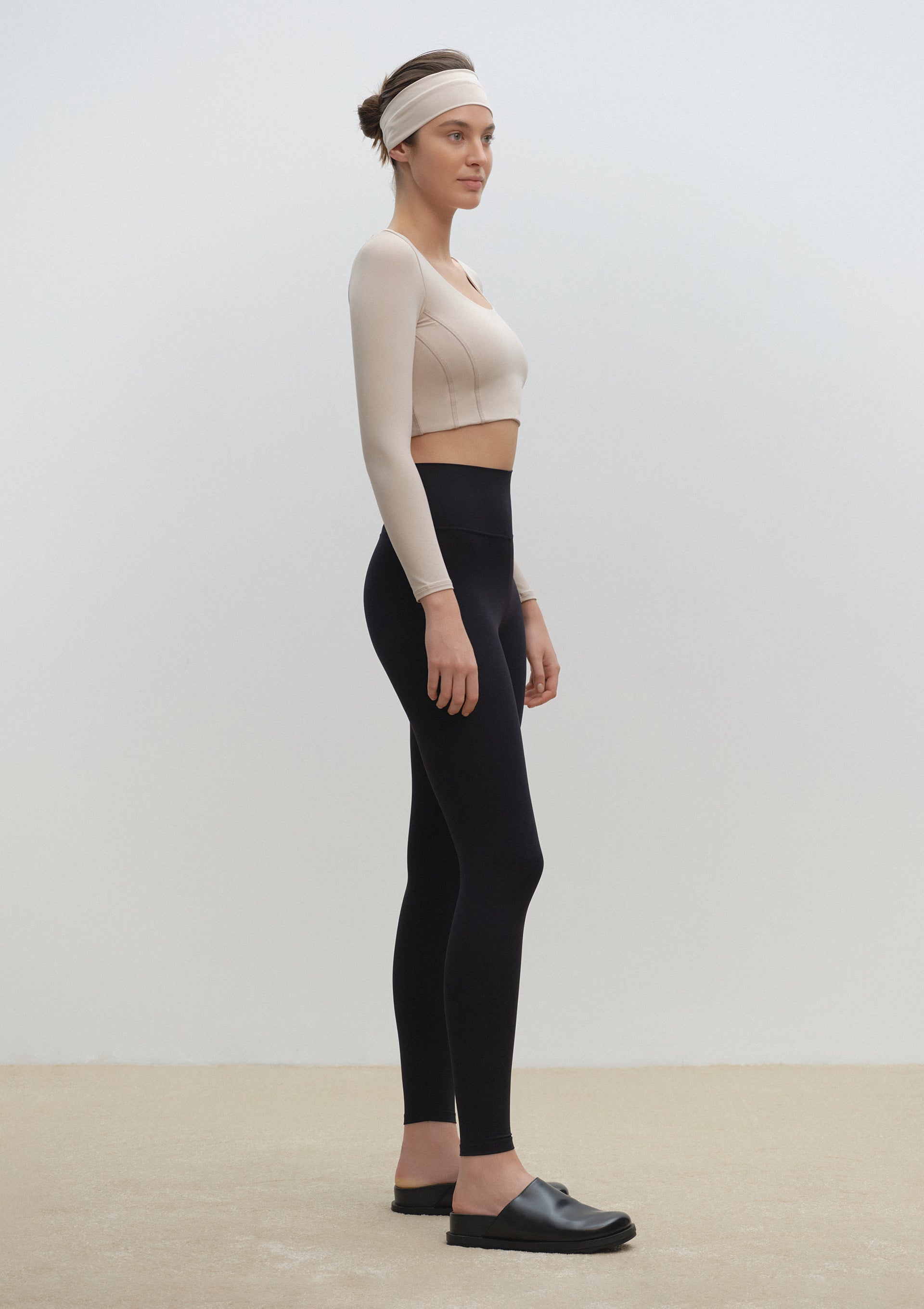 Essential Legging in Black