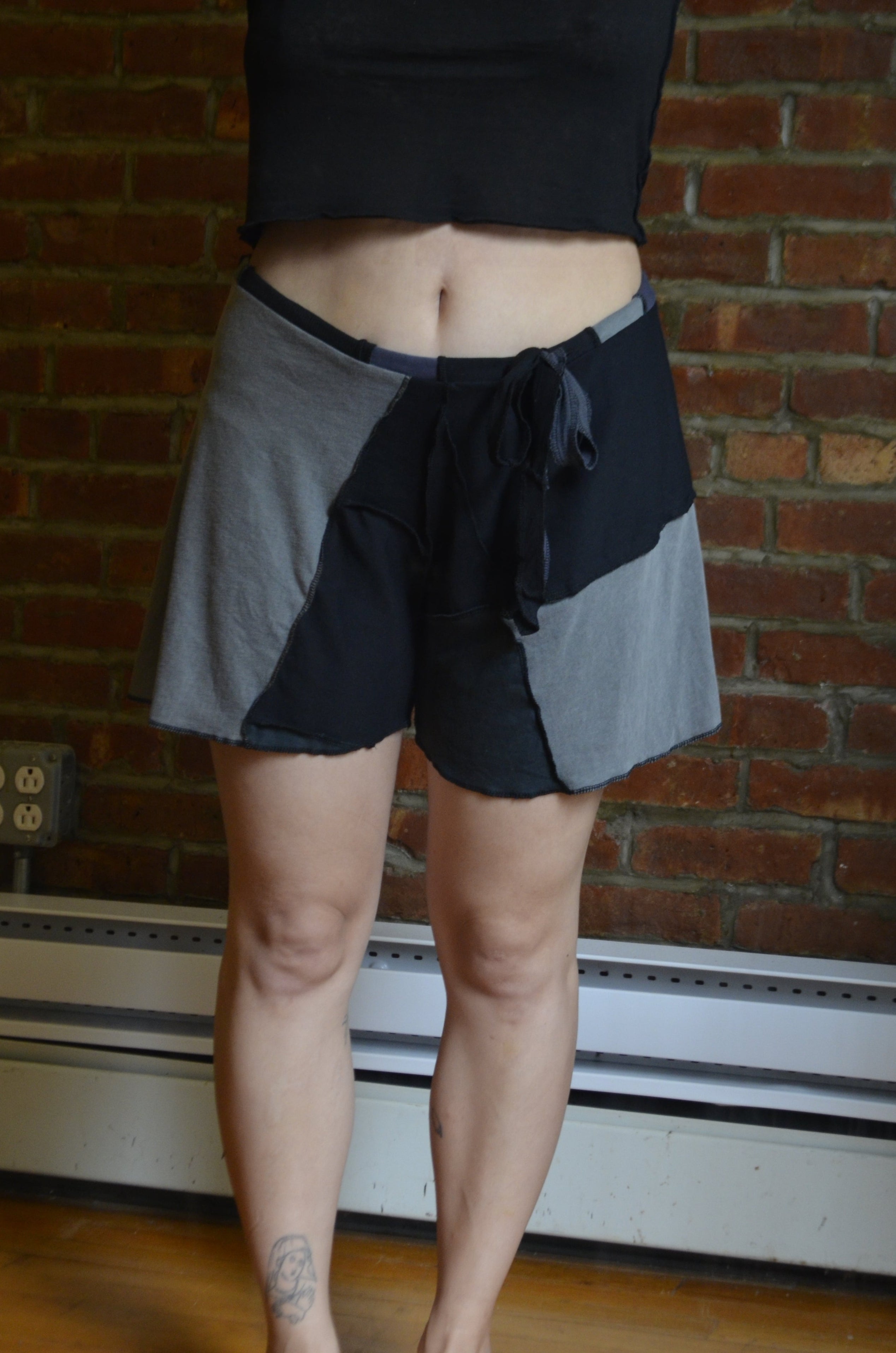 Low Front Beezy Shorts