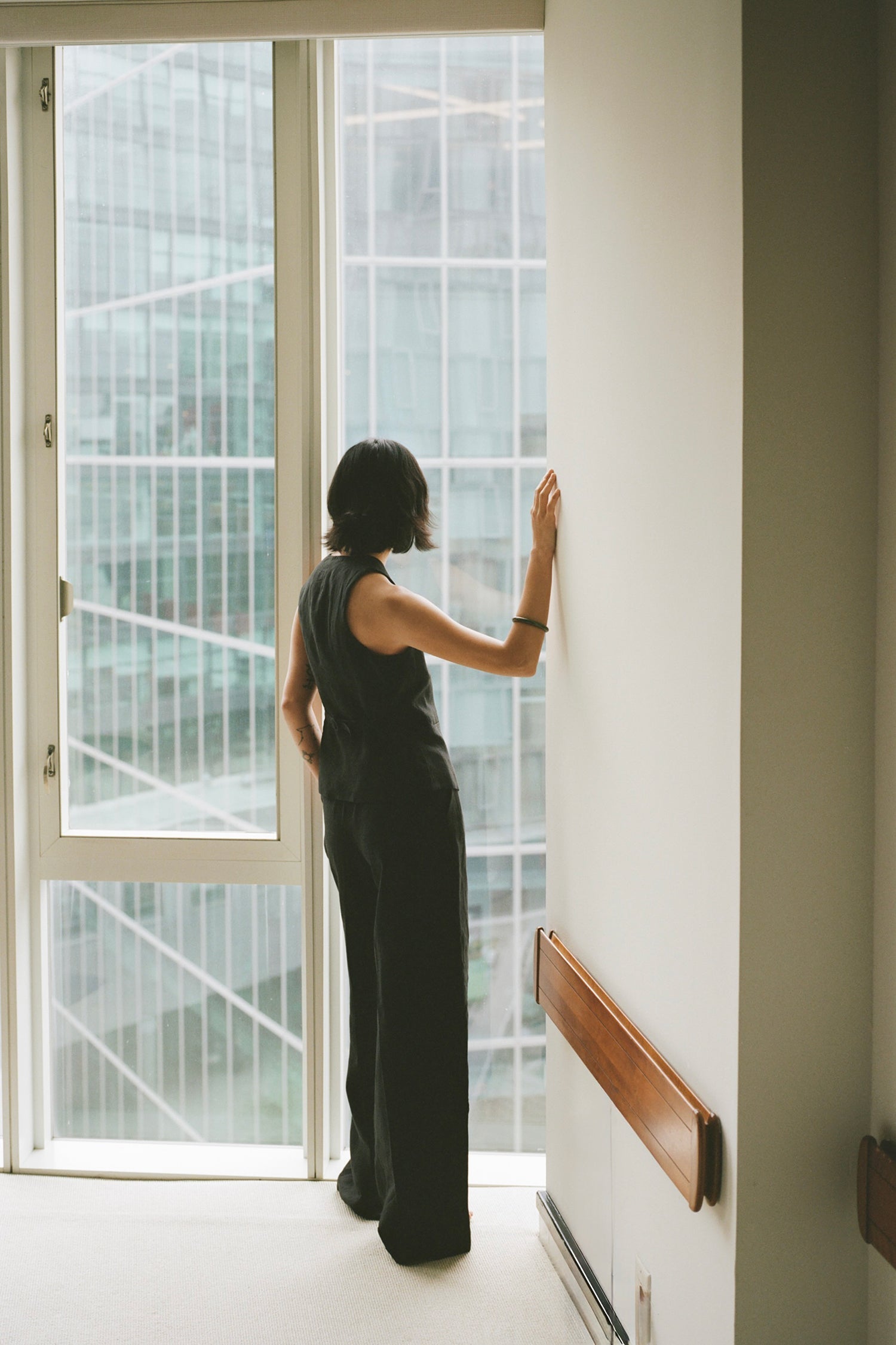 Bianca Linen Canvas Straight-Leg Pants