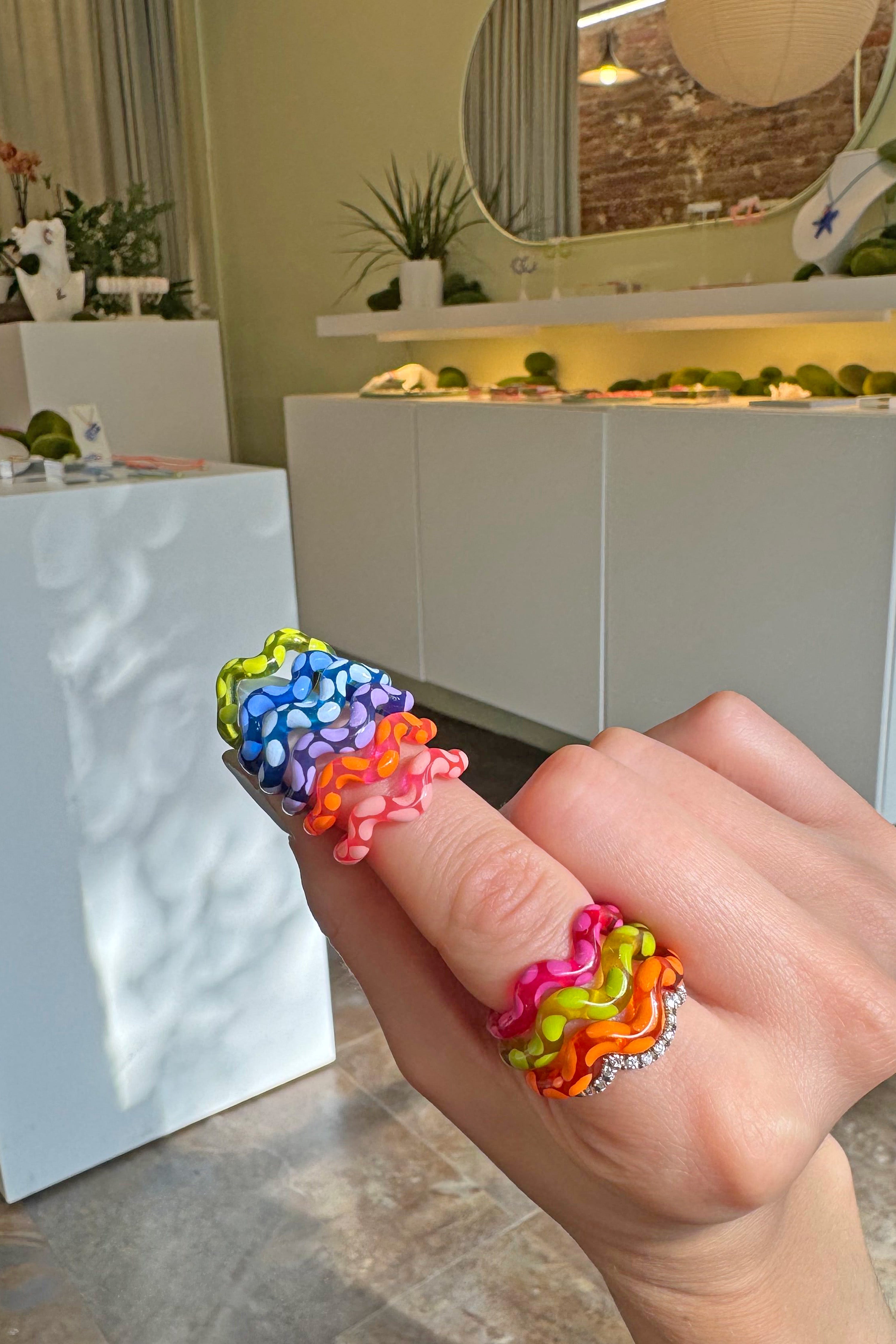 Hibiscus Single Wave Ring