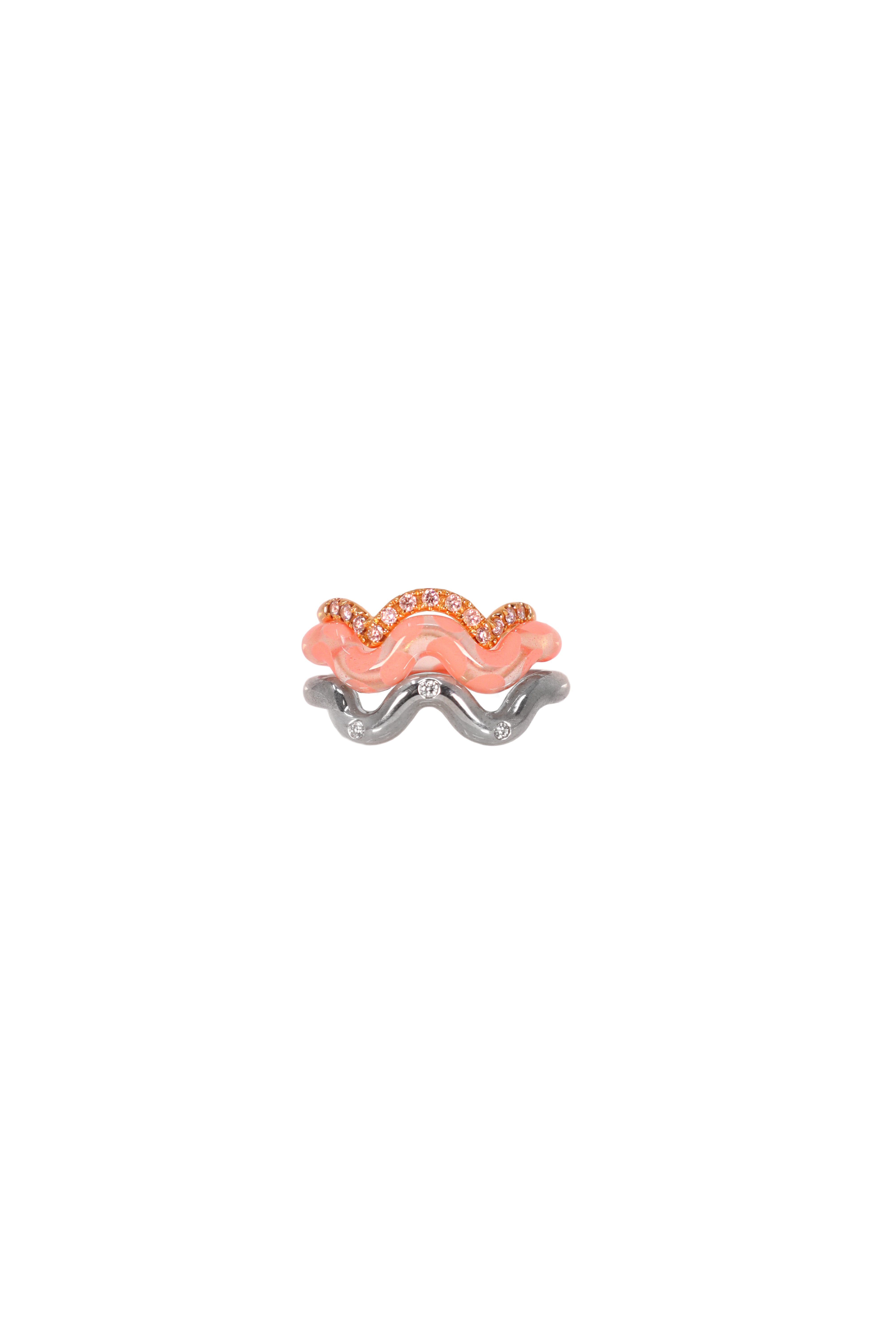 Hint of Grapefruit Single Wave Ring