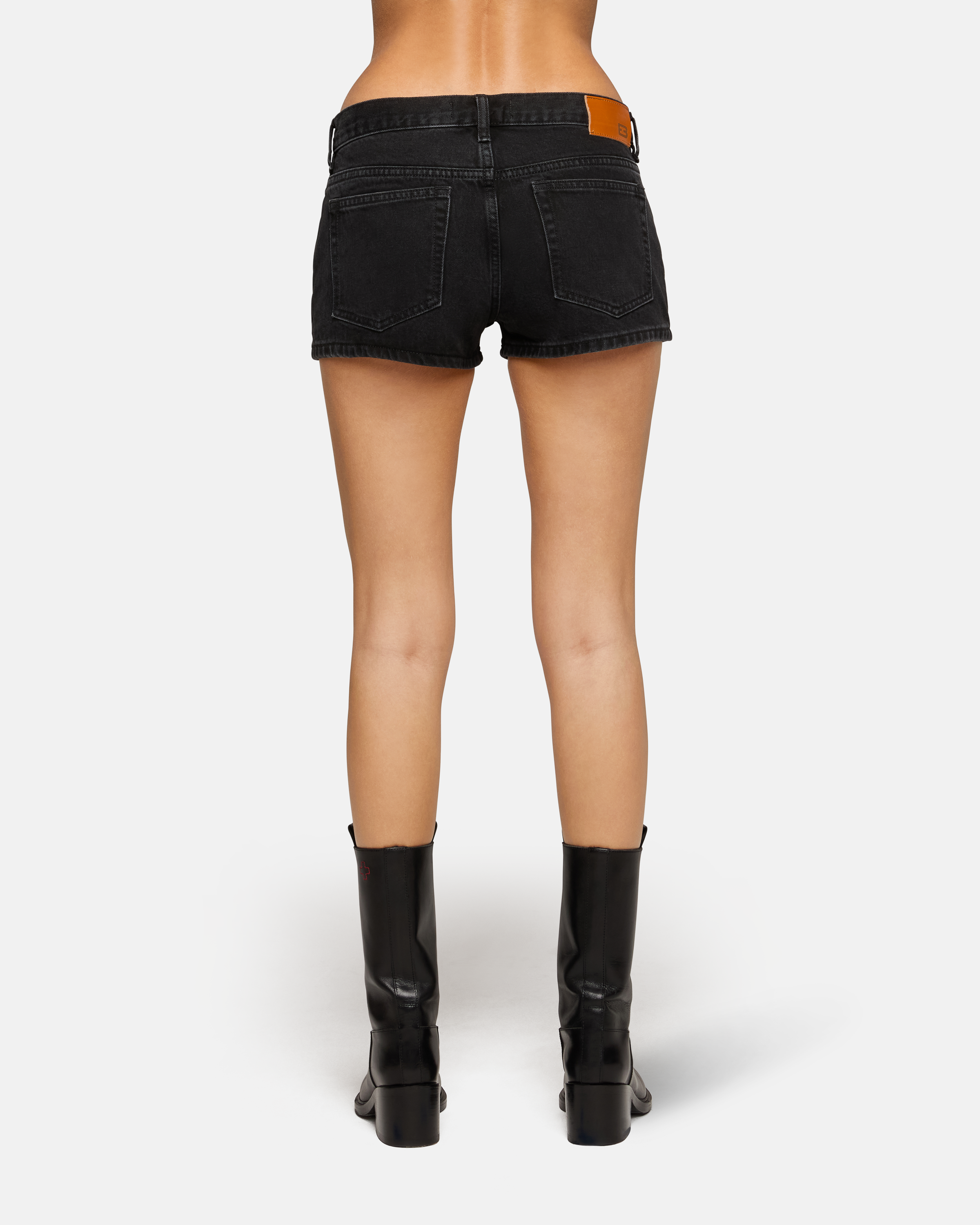Portman Low Rise Shorts Magica