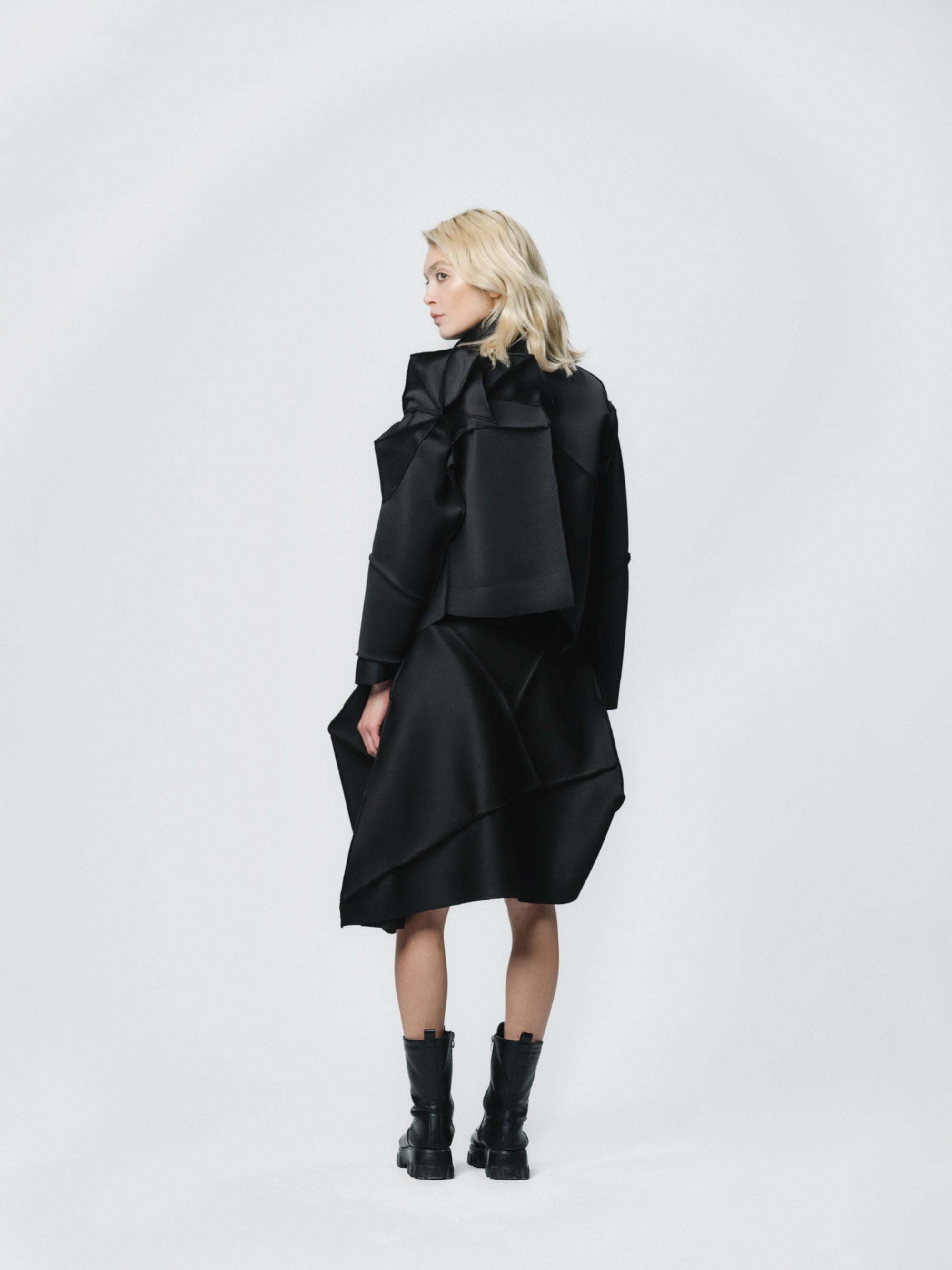 Dominion Sculptural Cropped Blazer