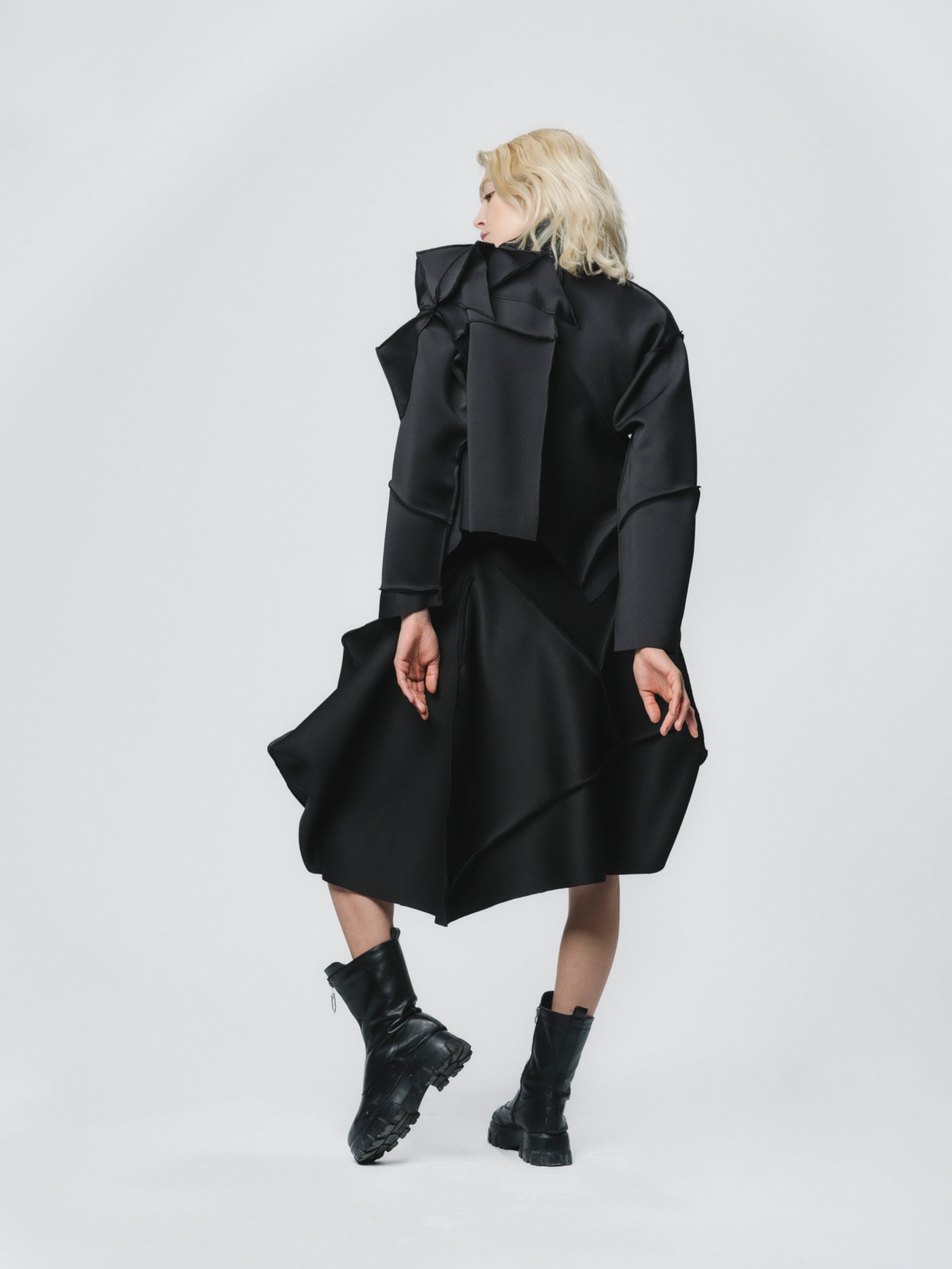 Dominion Sculptural Cropped Blazer