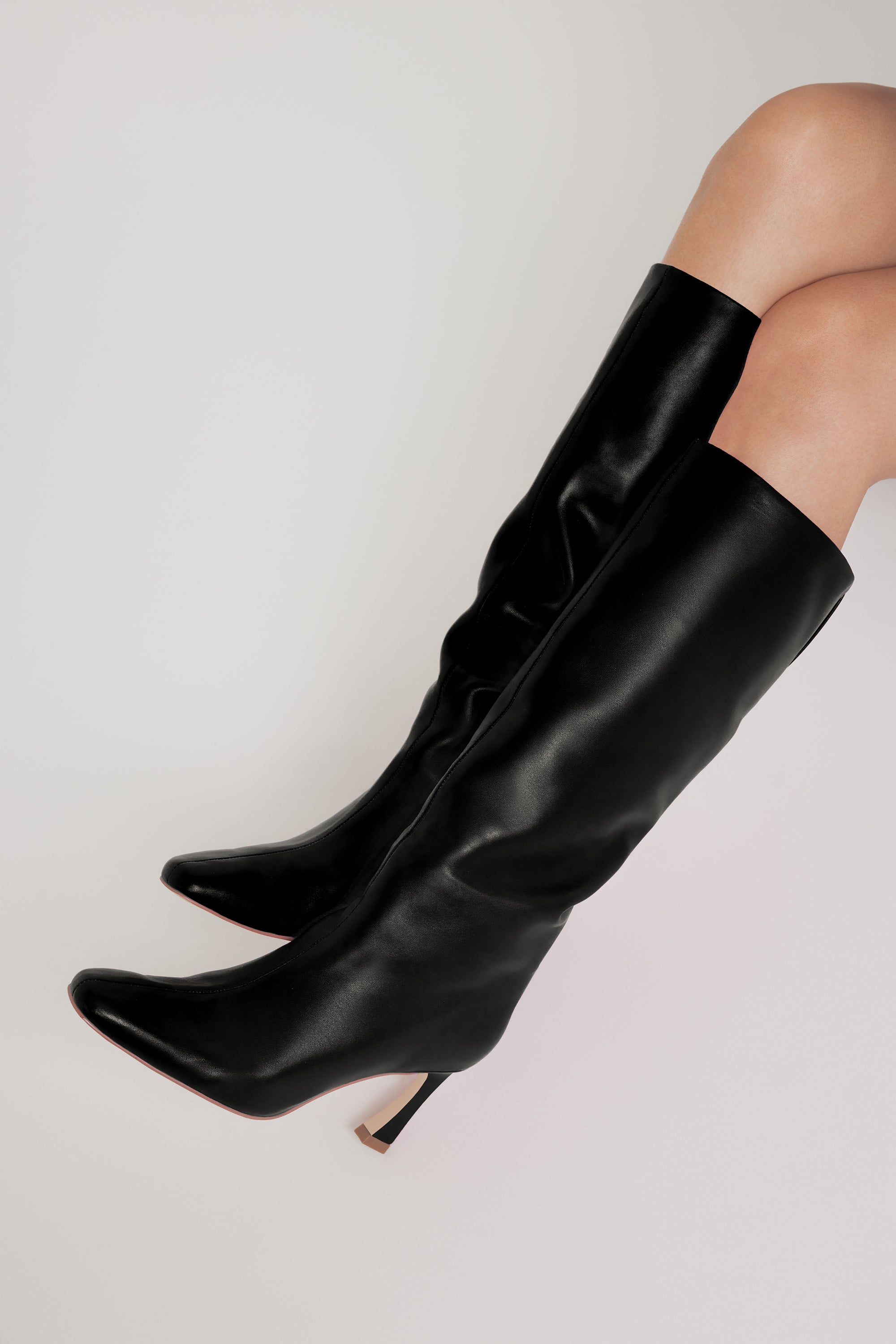 The Responsible Boot in Black